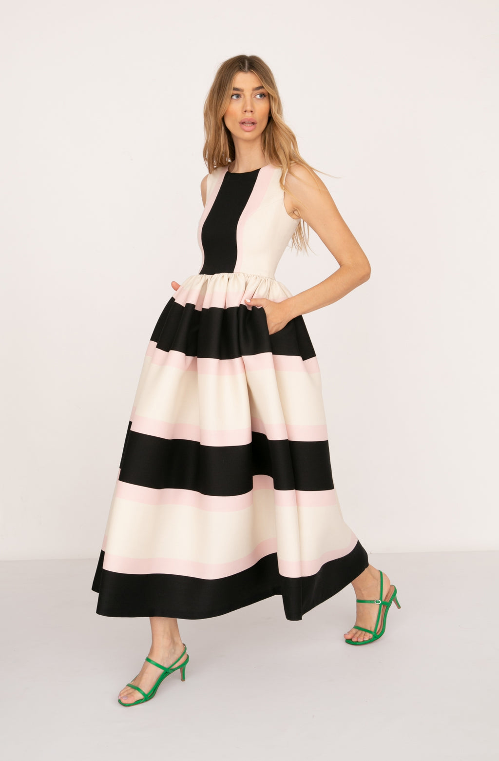 Dress True